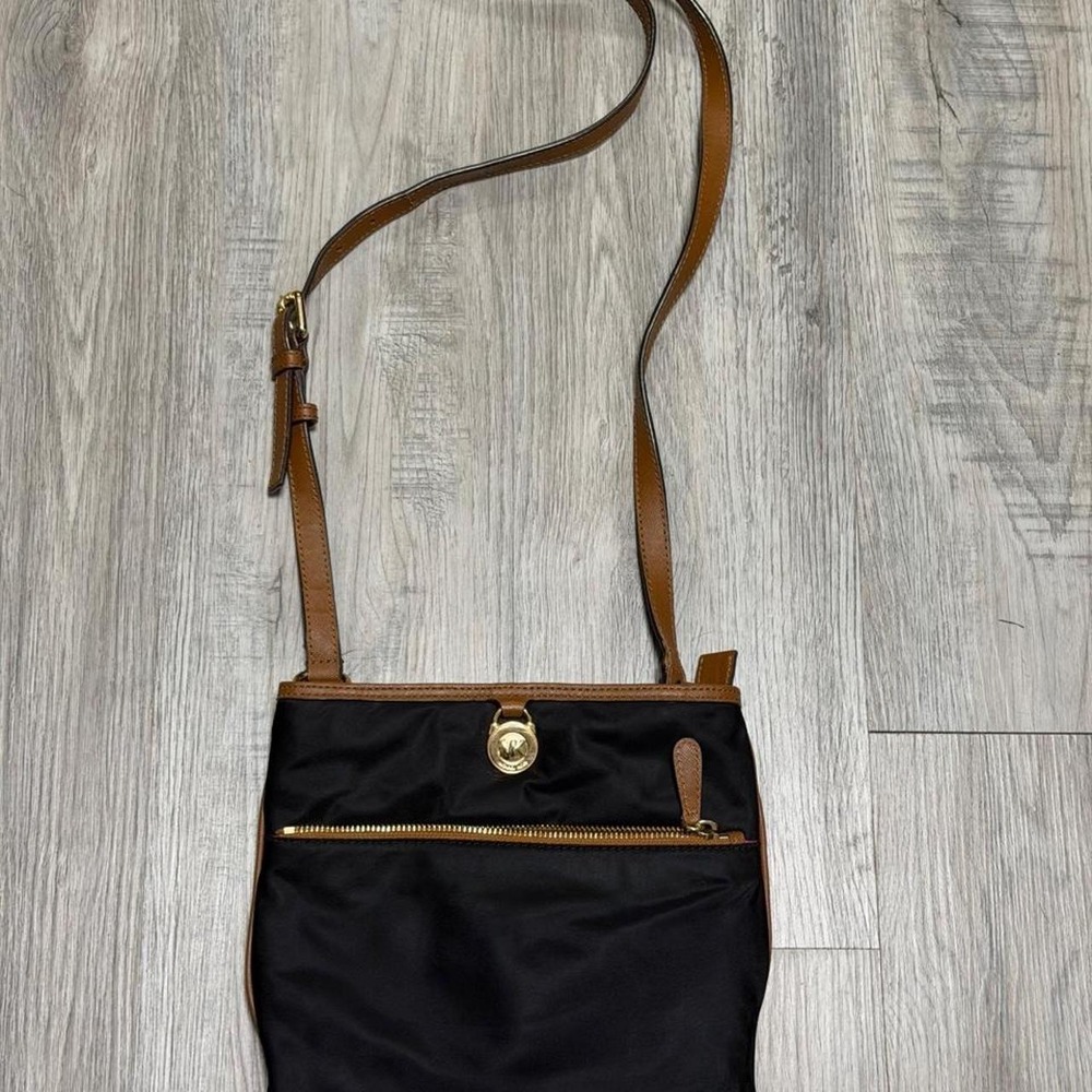 Michael Kors Kempton Crossbody Bag Women Medium Black Nylon Tan Leather Trim